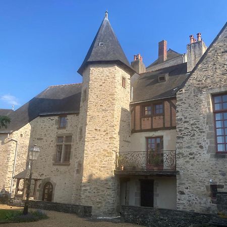 Bed and Breakfast Le logis du Vassal à Laval  Extérieur photo