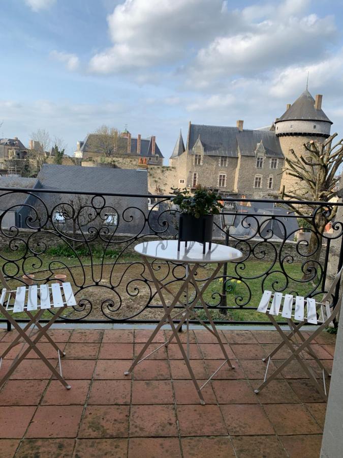 Bed and Breakfast Le logis du Vassal à Laval  Extérieur photo