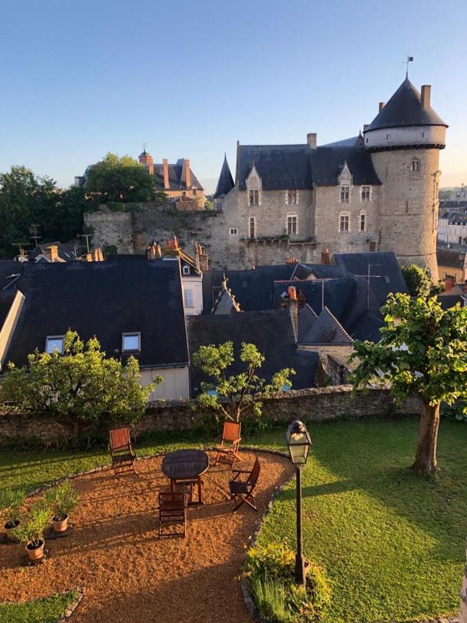 Bed and Breakfast Le logis du Vassal à Laval  Extérieur photo
